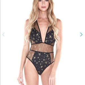 Iheartraves bodysuit